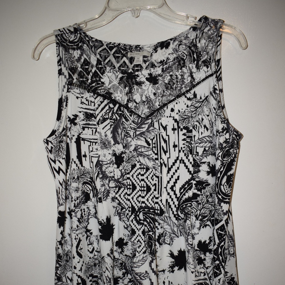 Cato Gray/White/Black Sleeveless Shirt
